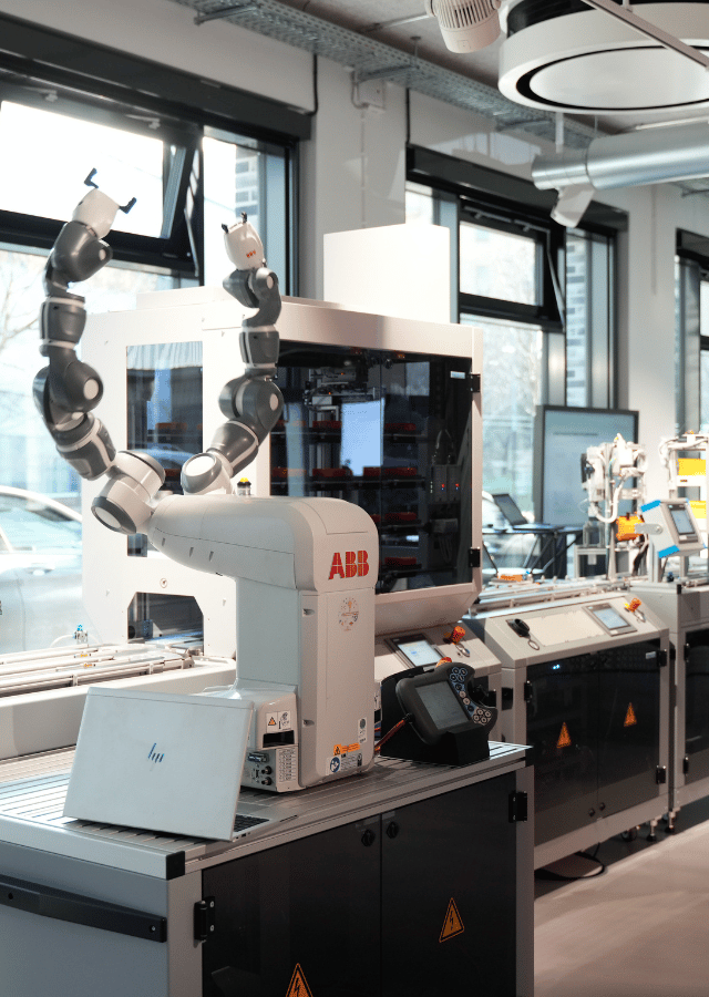 ABB robotics inside the Smart Factory